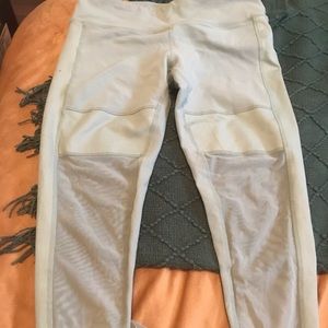Alo Yoga mesh leggings